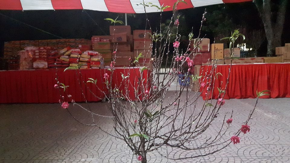 Phiên chợ tết 0 đồng dành cho người nghèo 2018