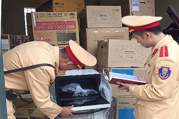 Tỉnh Thanh Hóa: Bắt hàng hóa không nguồn gốc - Theo báo Thương hiệu và Công luận.