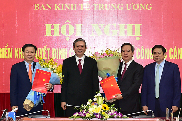 Bộ Chính trị phân công Trưởng Ban Kinh tế Trung ương Bộ Chính trị phân công Trưởng Ban Kinh tế Trung ương